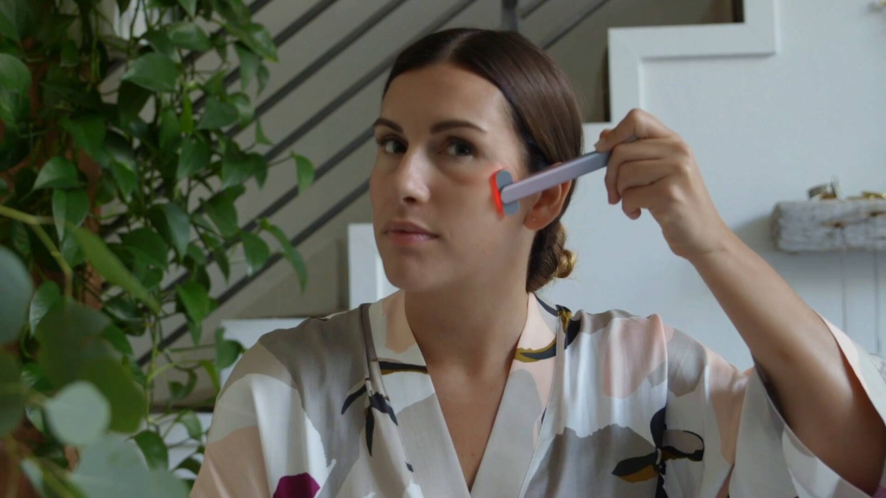 Red Light Therapy Home Devices How To Use SolaWave