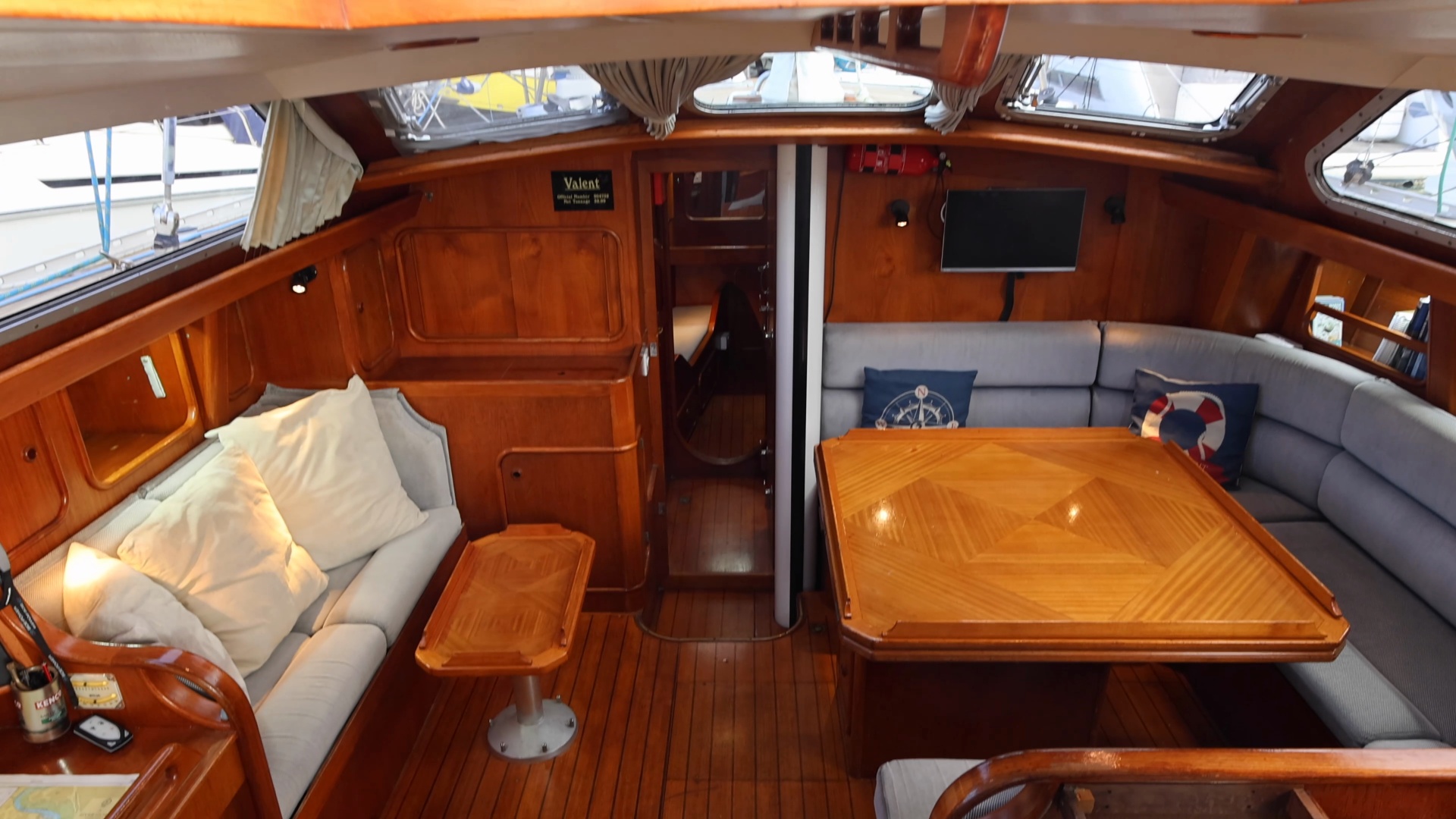 Oyster 675 Sailing Video