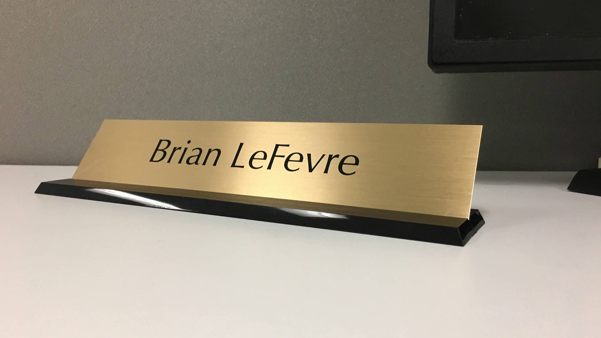 ExecuPlates Nameplates