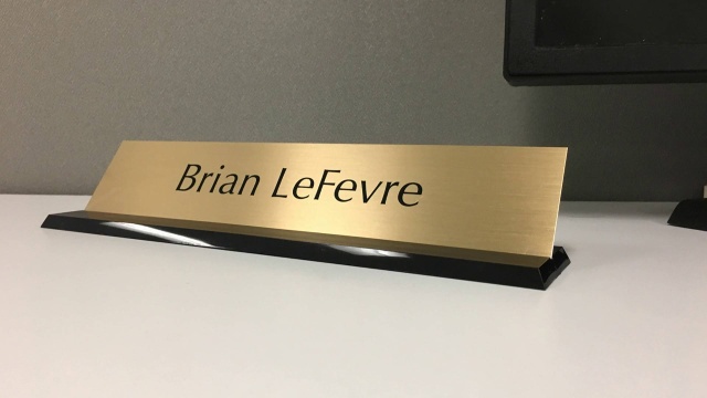 Table Top Brass Name Plate for Office at Rs 400/piece in