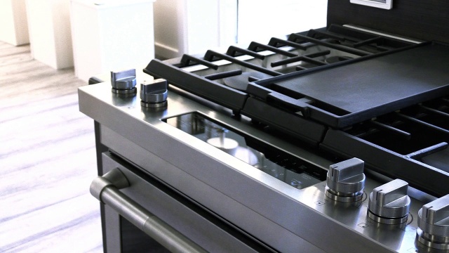 What S The Difference Between Freestanding And Slide In Ranges Freestanding And Slide In Ranges