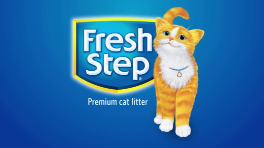 Fresh Step Clean Paws Multi-Cat Scented Clumping Litter with the Power of  Febreze, 22.5 lbs 