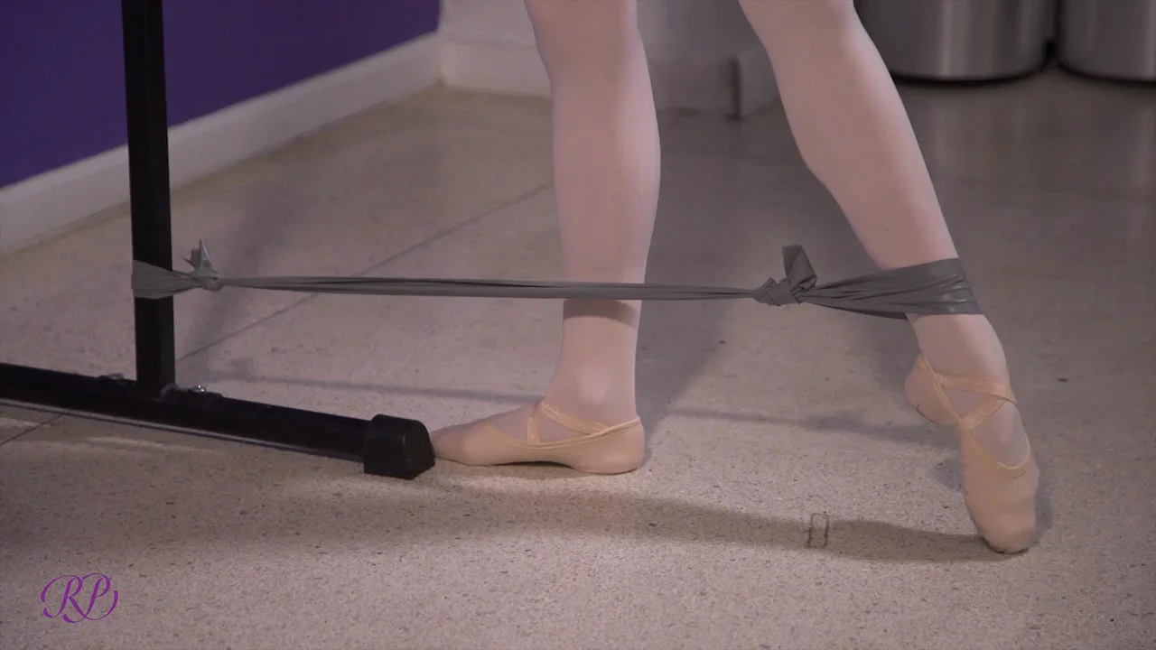 How do I Control Flexible Feet on Pointe? – The Ballet Blog