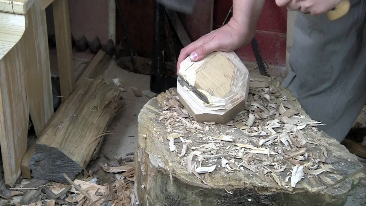 Hand Cranked Grinding Wheel - The Renaissance Woodworker