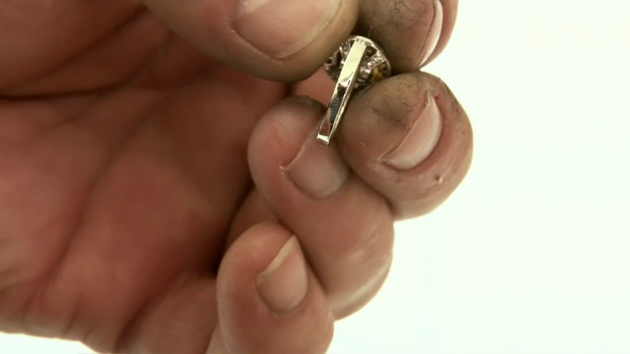 Change the finger size of a diamond ring