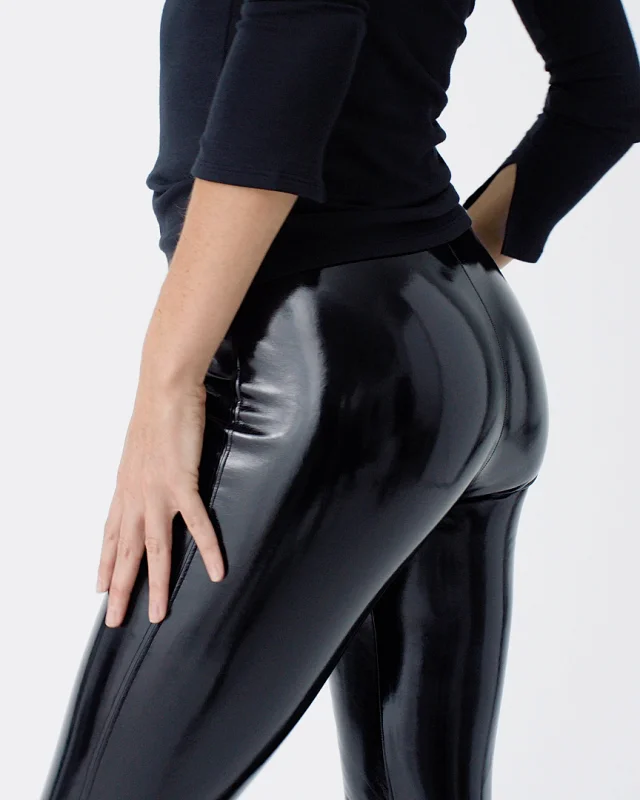 SPANX Faux Leather Shiny LEGGINGS-#2437Q-BLACK-Size Medium Petite-26”  Waist-VGUC