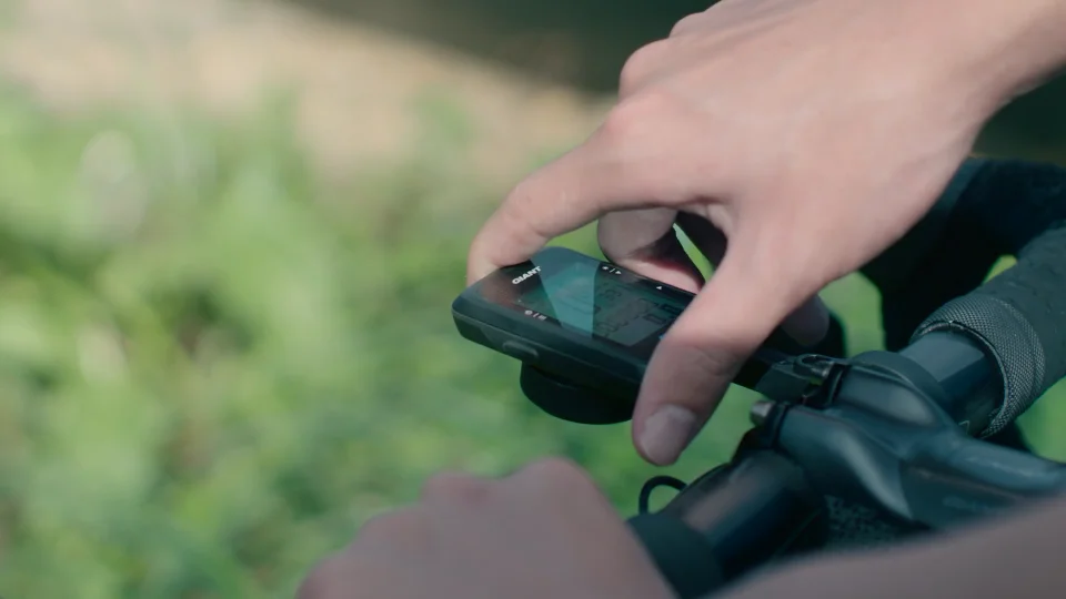 Neos GPS | Giant Bicycles Japan 日本