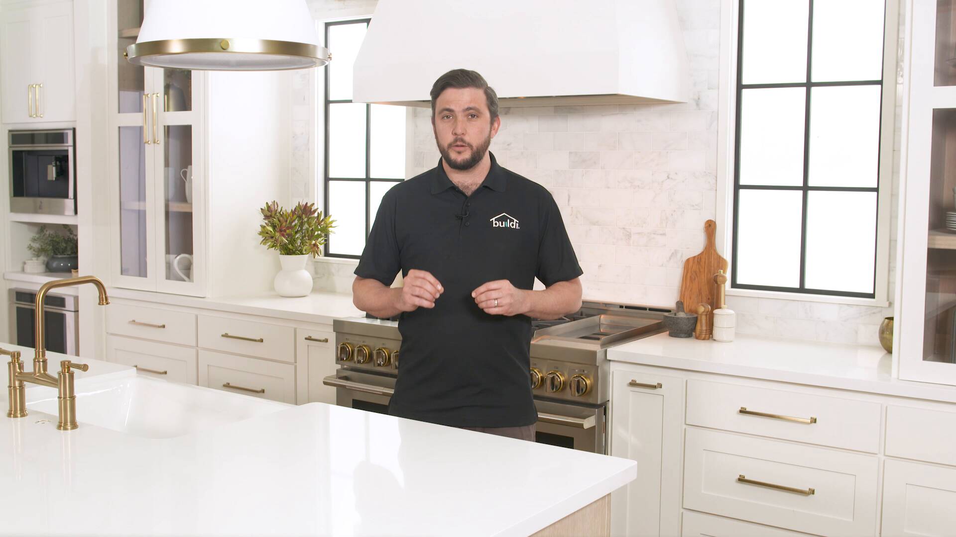 Choosing a range deals hood