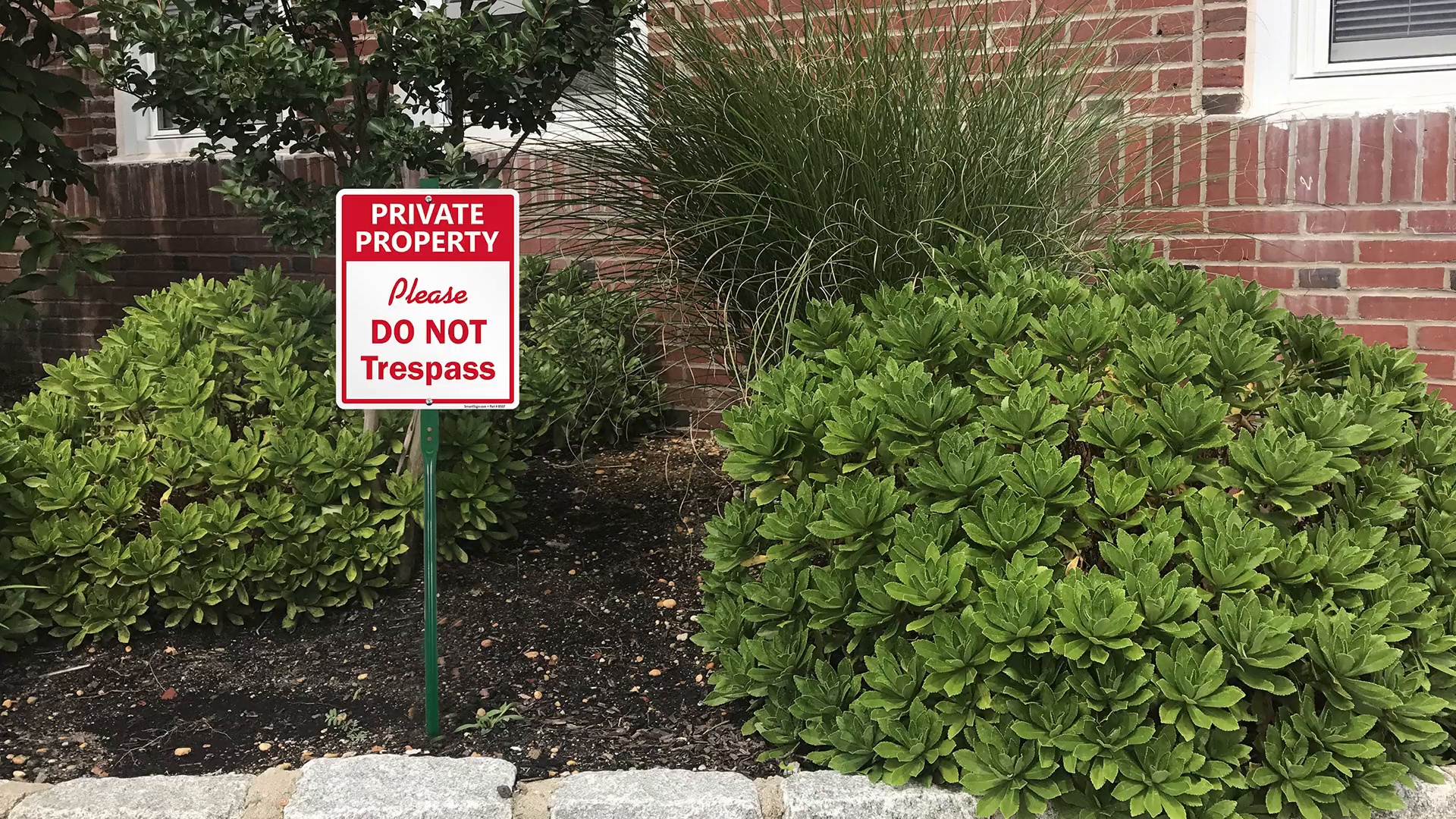 Lawn Boss Sign