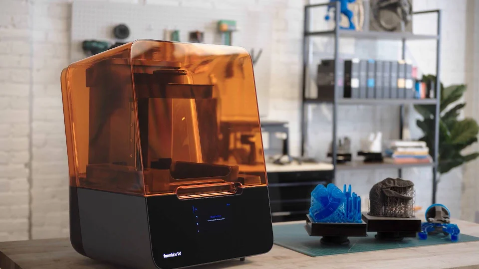 Formlabs Medical : Le guide ultime pour teinter, peindre et colorer des  pièces imprimées par SLA