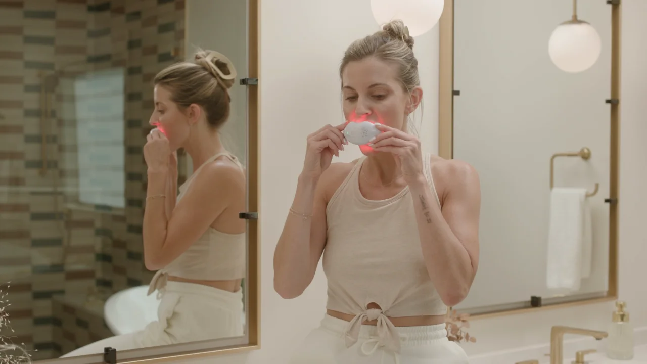 REVIVE LIGHT THERAPY Lux Lip Care LED Lip Plumping Device