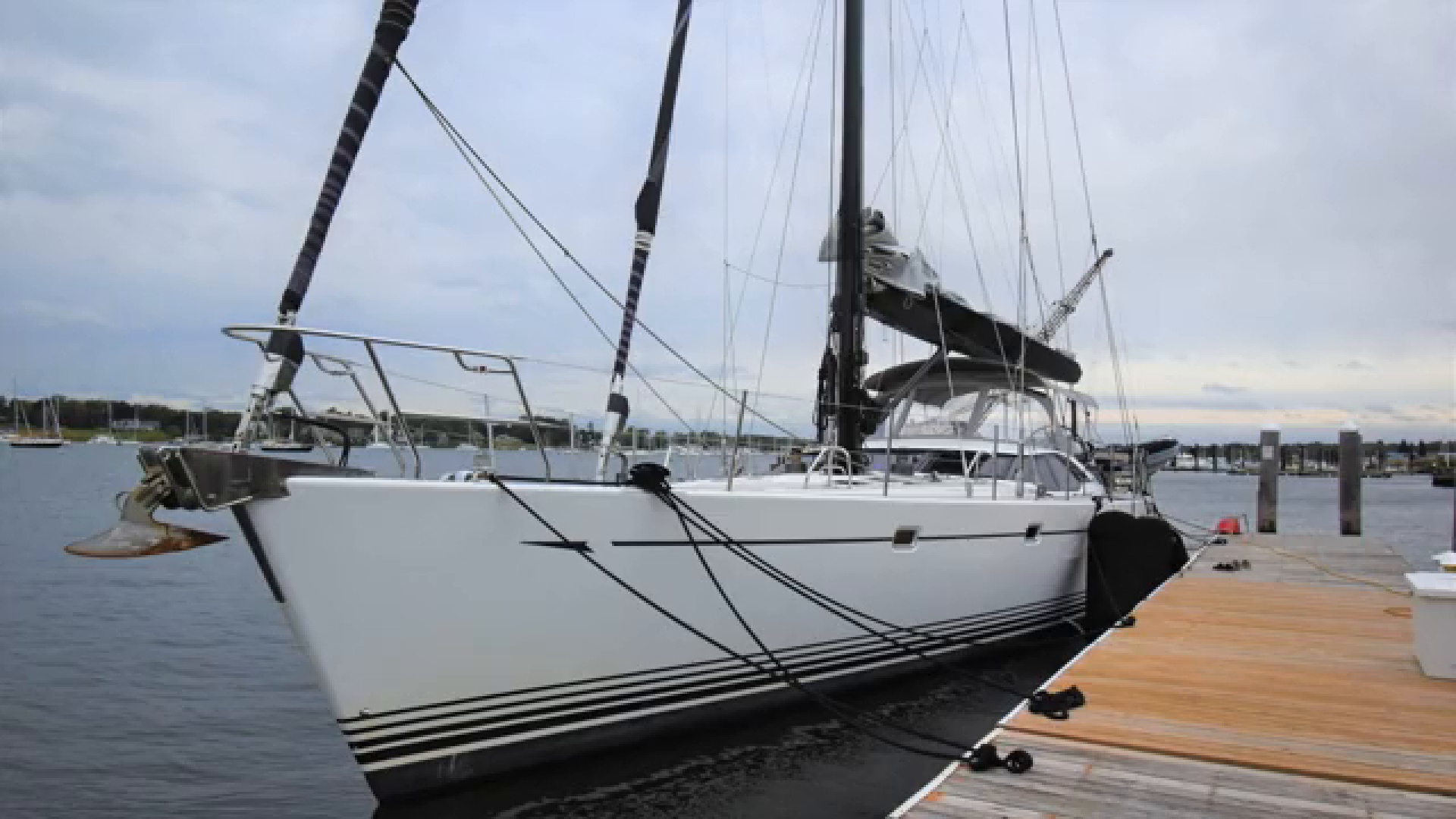 72 foot sailboat