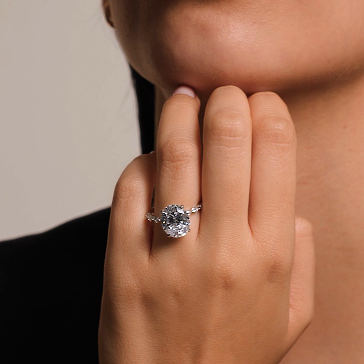 18K White Gold Versailles Hidden Halo Diamond Ring