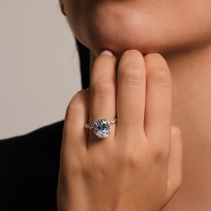 18K White Gold Versailles Hidden Halo Diamond Ring