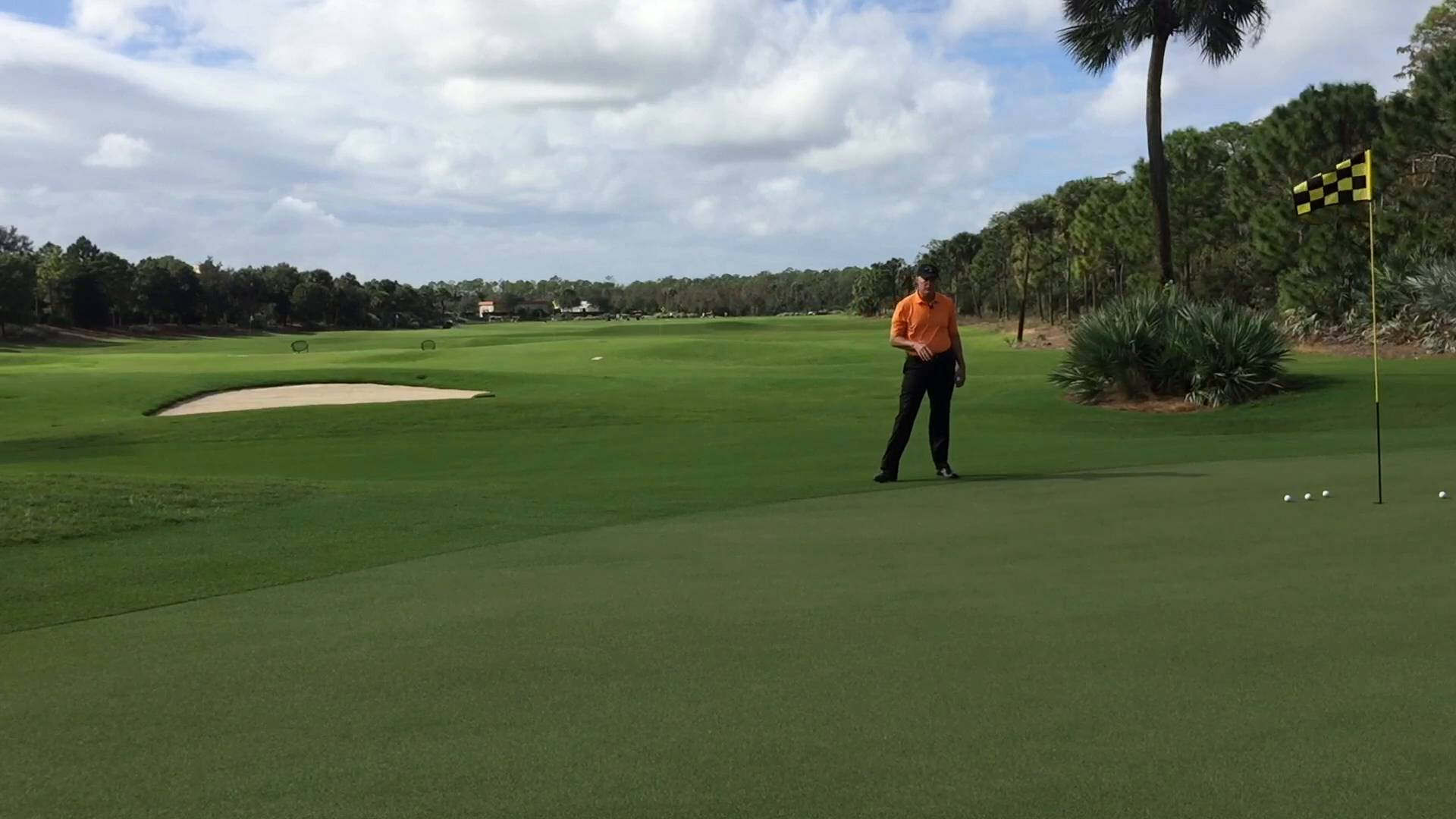 Simple Ball Toss Drill Helps With Chipping Club Selection