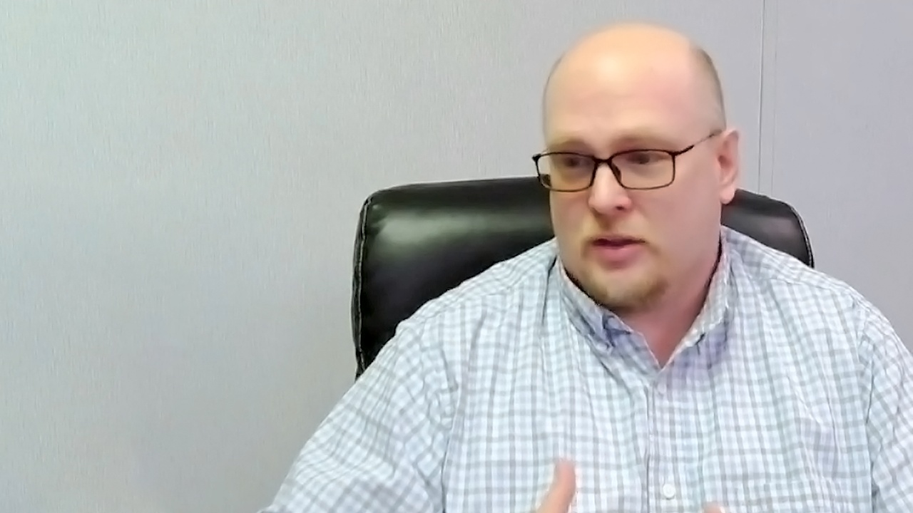 Project management training video (uwg55vxt1x)