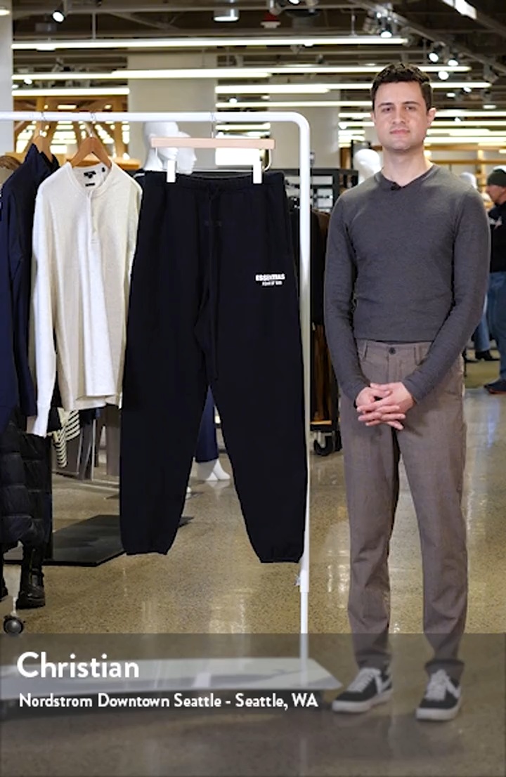 Classic Fit Fleece Sweatpants