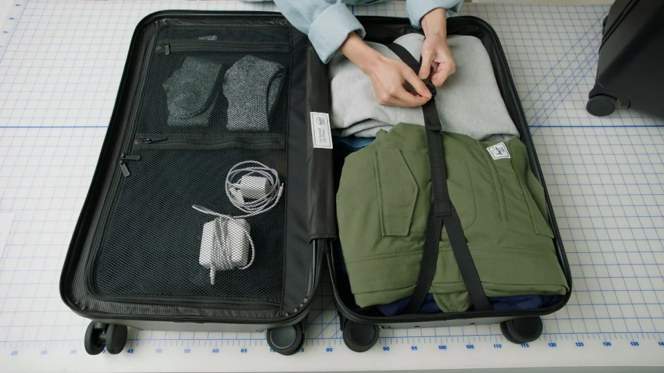 Herschel Supply Co. Heritage™ Hardshell Medium Luggage | Nordstrom