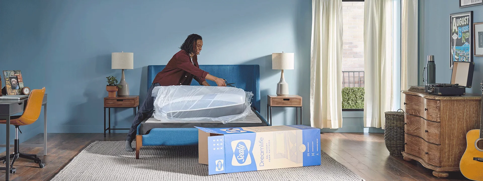 Sealy Dreamlife 14-inch Hybrid Mattress - Thumbnail 2