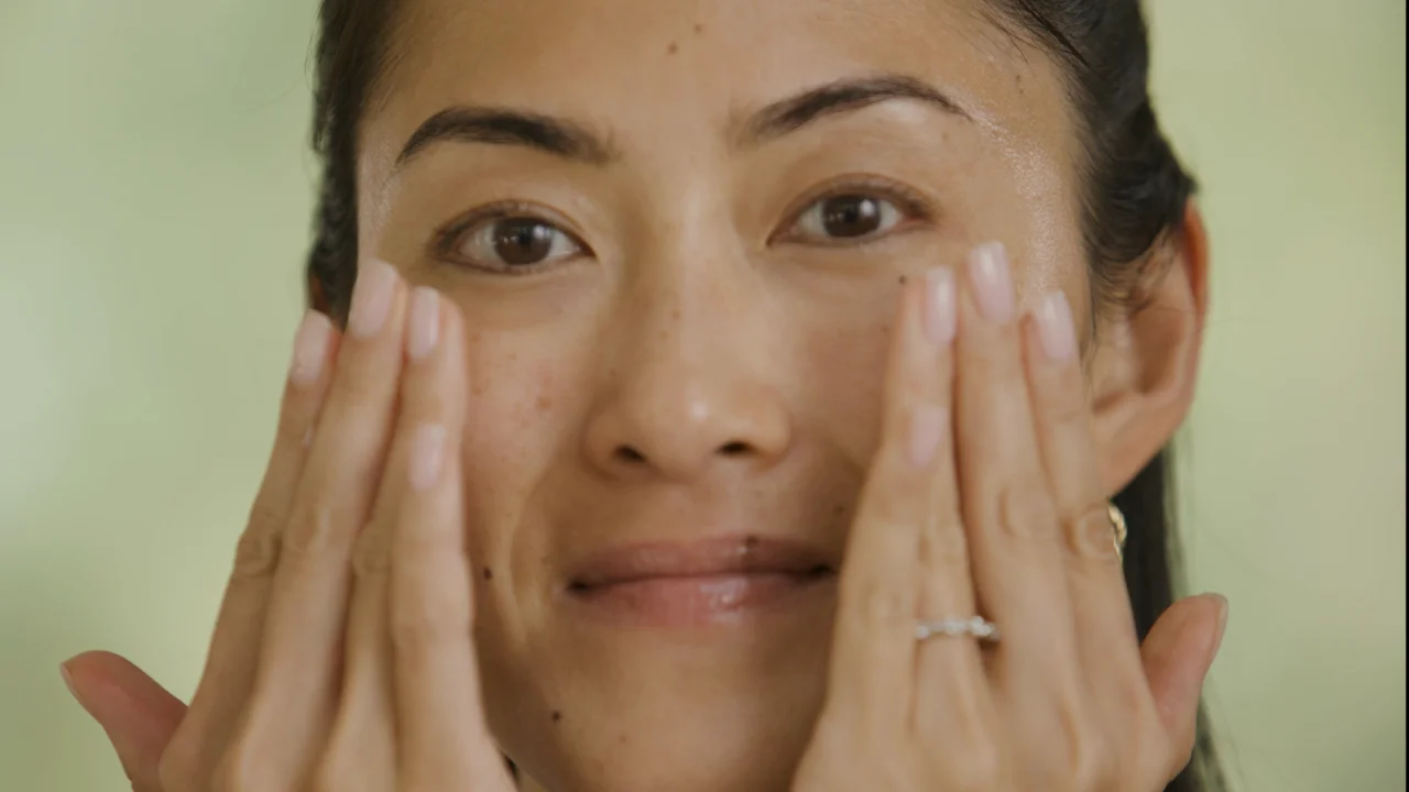 Clarins Total Eye Lift Firming & Smoothing Anti-Aging Eye