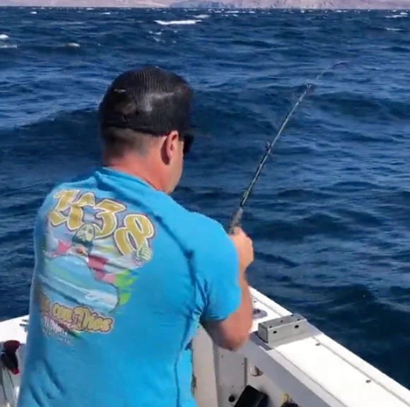 Business Card: Fernandez Charters