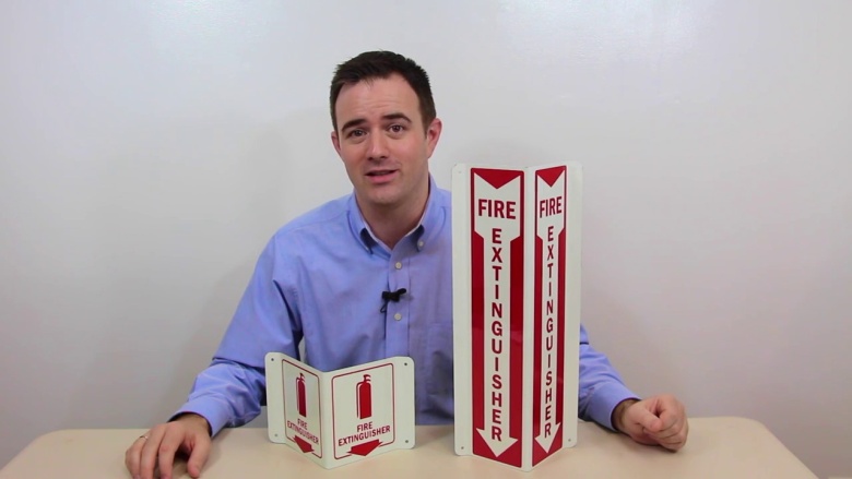 Projecting Fire Extinguisher Signs