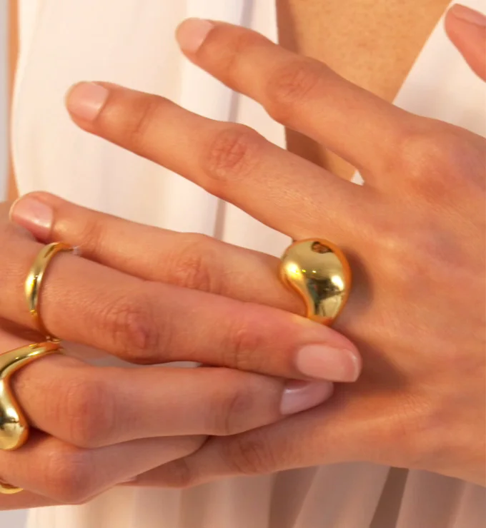Monica Vinader ★ Nura パール リング Nura Pebble Stacking Diamond Ring in Sterling Silver and
