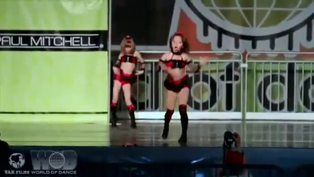 beyonce's single ladies - girls dance - Critical Media Project