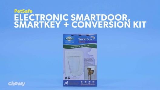 Puerta Inteligente para Perros Modelo SmartDoor de PetSafe® (Y Accesor — La  Tienda de Frida & Chelsee