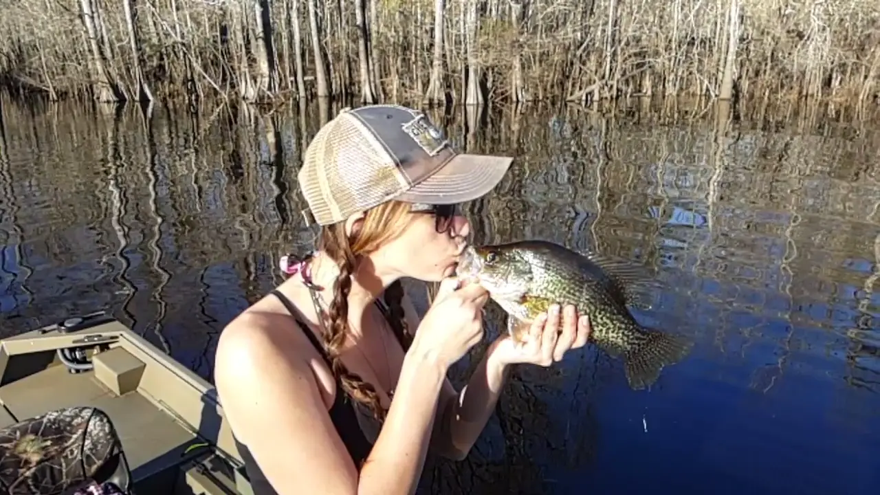 Business Card: Fishn' Freshwater Charters