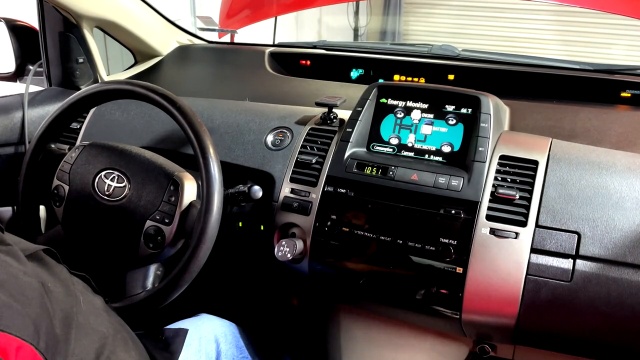 How to engage maintenance mode: Hybrid Prius