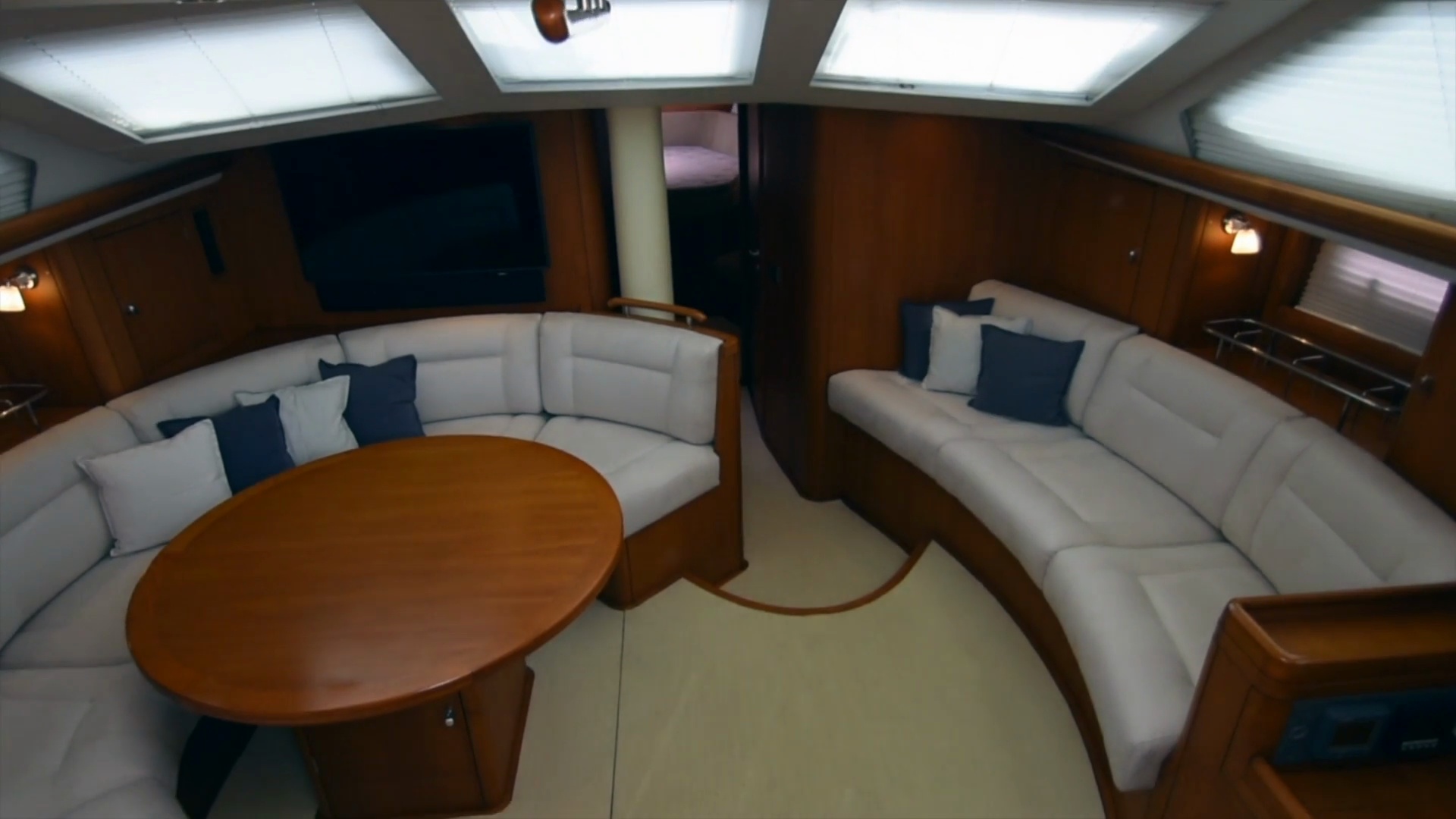 Oyster 56.64 Ocean Pearl - walk through - May 2025