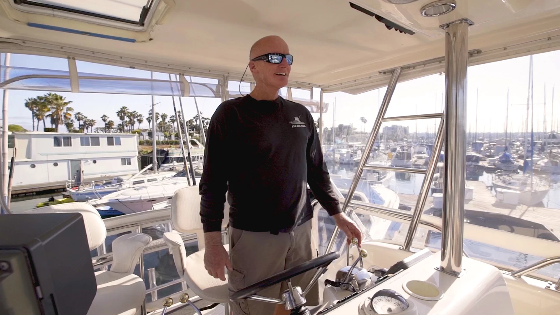 Business Card: Captain Clowers - Time of Luxury