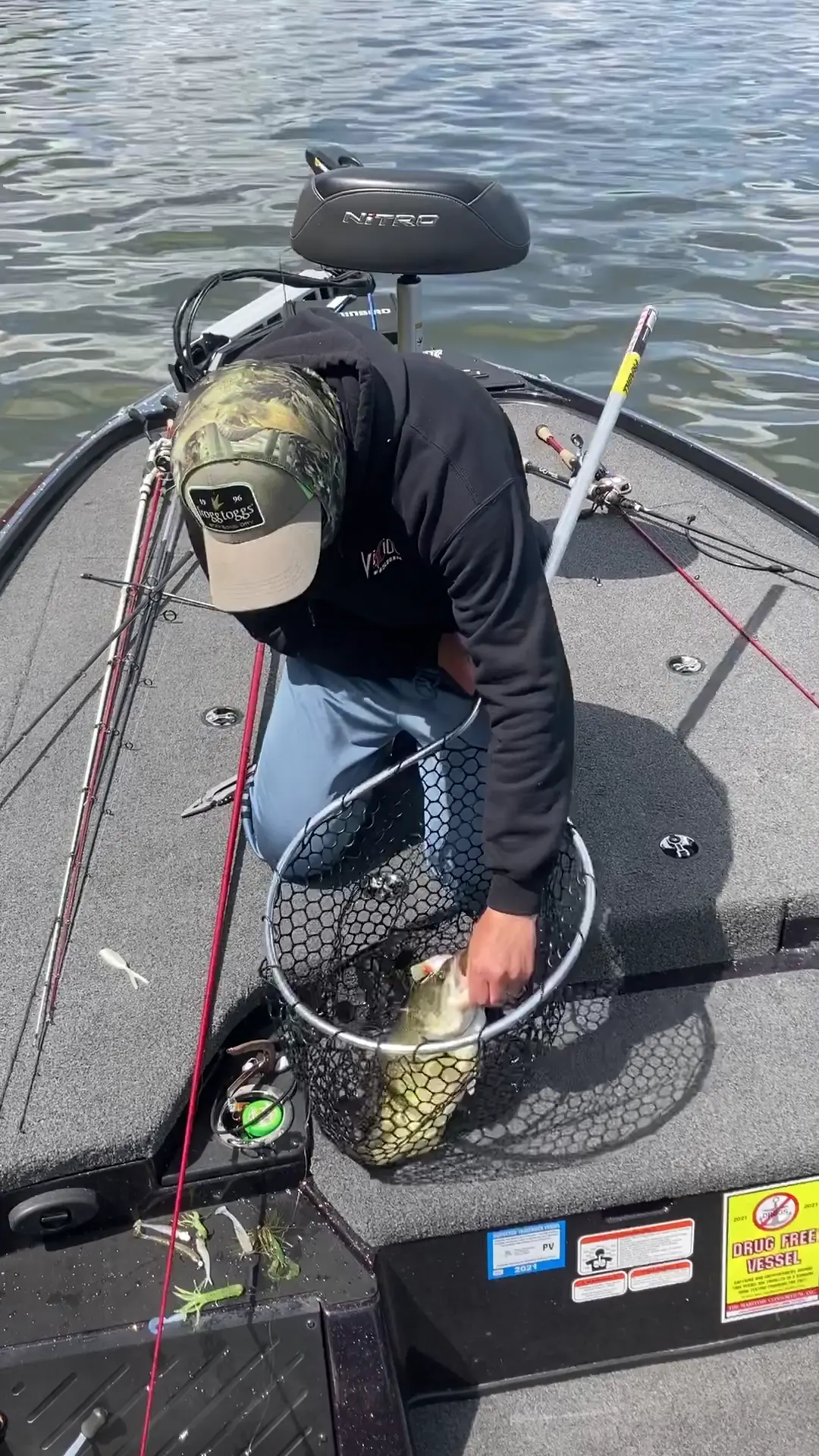 Business Card: Alex Kolody Guide Service ? 21' Nitro