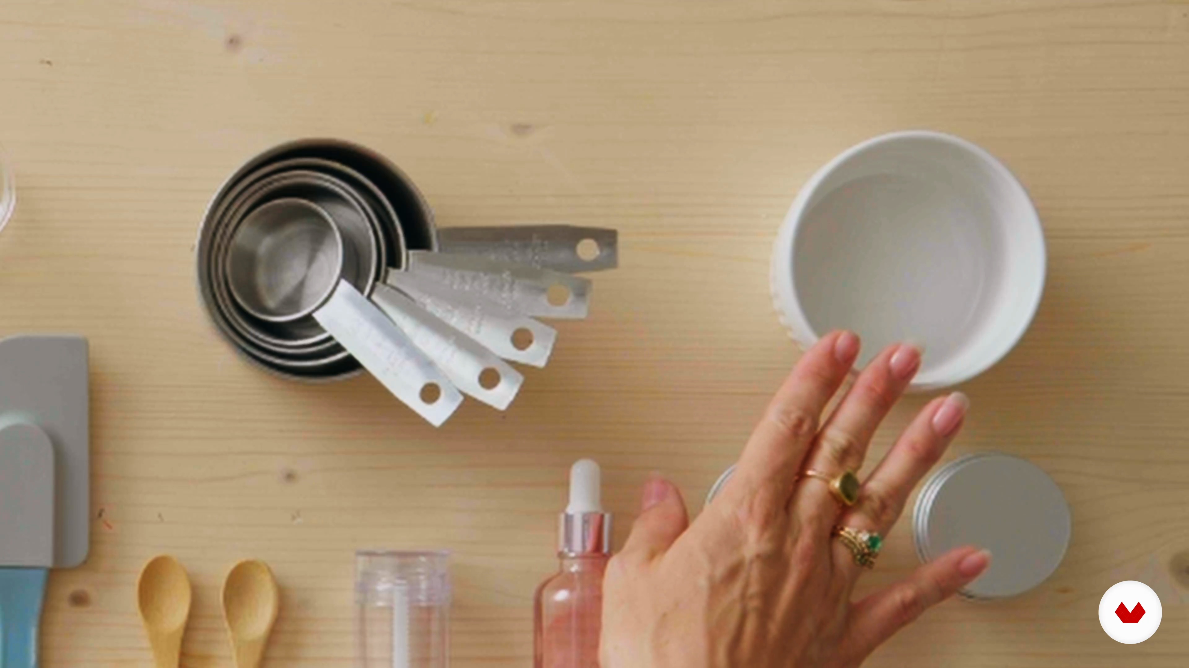 Tips and basic tools to get started in the world of natural cosmetics